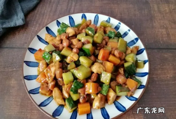 宫保鸡丁属于什么菜,宫保鸡丁属于什么菜系