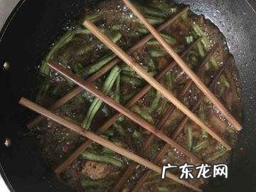 焖干面怎么做简单又好吃,怎样用干面条做焖面好吃