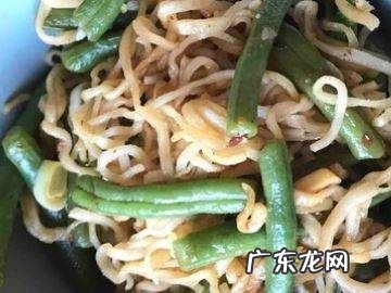 焖干面怎么做简单又好吃,怎样用干面条做焖面好吃