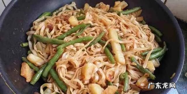 焖干面怎么做简单又好吃,怎样用干面条做焖面好吃