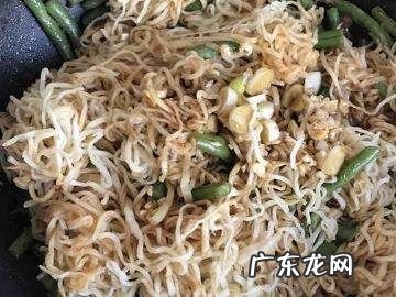 焖干面怎么做简单又好吃,怎样用干面条做焖面好吃