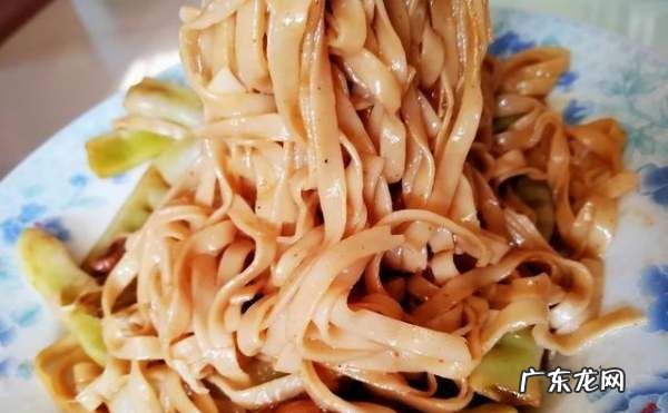 焖干面怎么做简单又好吃,怎样用干面条做焖面好吃