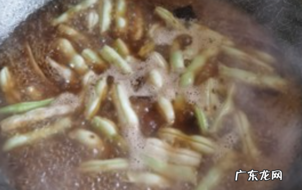 焖干面怎么做简单又好吃,怎样用干面条做焖面好吃