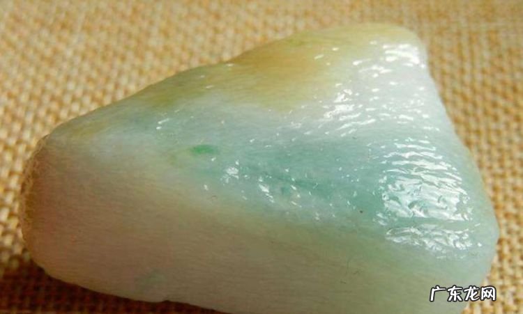 翡翠原石怎么保养,翡翠原石去皮怎么知道到肉了