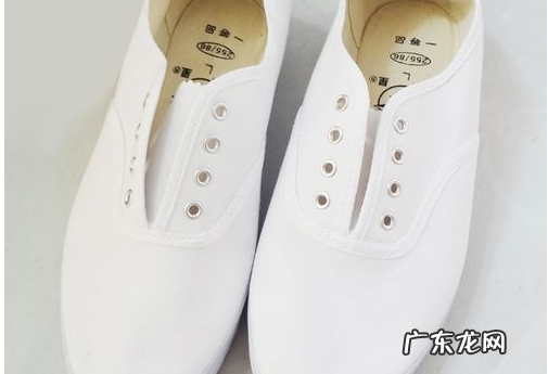 鞋子去黄有什么妙招,白色鞋子变黄了怎么洗白
