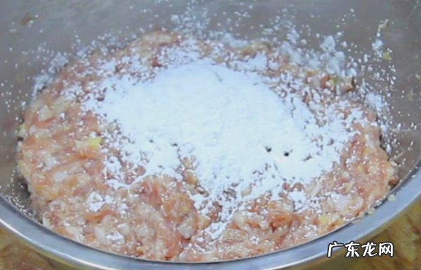 猪肉丸子汤的做法,肉丸子汤的家常做法简单