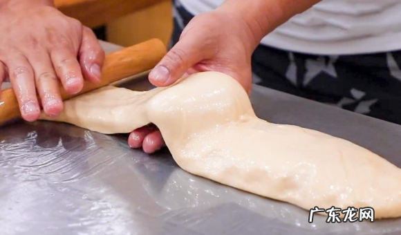 油条怎么做好吃又松软酥脆,如何做油条又松又软又好吃 酵母