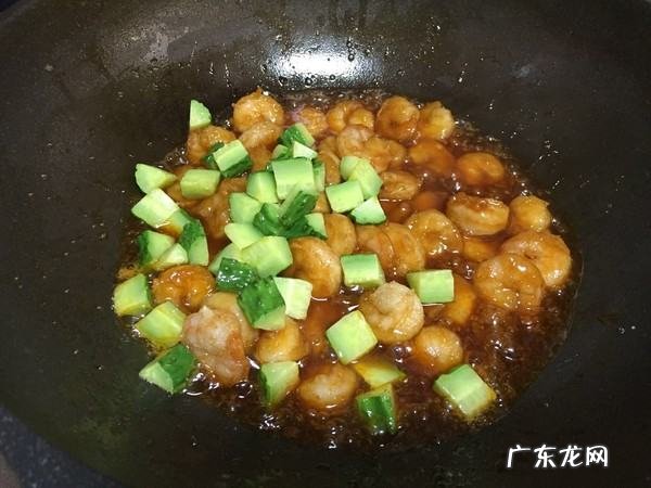 虾球怎么做好脱壳,虾球怎么做好吃