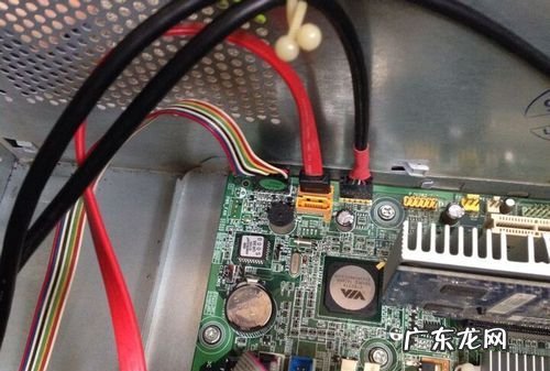 电脑主板灯在哪里,华擎b50主板灯在哪开