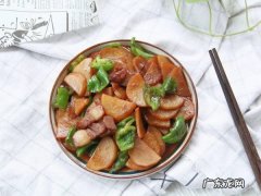叉烧怎么炒好吃又简单,怎么烧叉烧肉