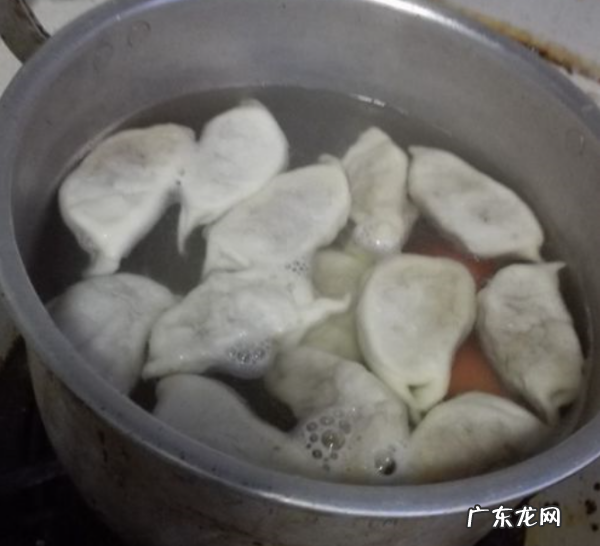水饺要煮几分钟才可以吃,水饺要煮几分钟才可以吃