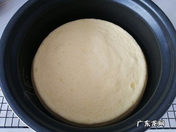 用电饭锅怎么做蛋糕,电饭锅做蛋糕的家常做法窍门