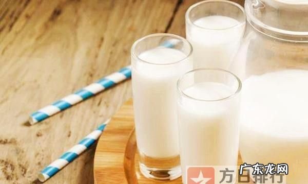 中老年牛奶喝了会上火,中老年牛奶喝了上火