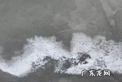 墙面反碱白醋处理方法,墙面反碱最好的处理办法