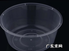 塑料盒可以用微波炉加热么,塑料盒能放在微波炉里加热