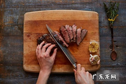 牛扒怎么做法,如何做牛排 3种方法来做牛排好吃