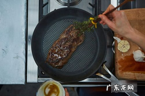 牛扒怎么做法,如何做牛排 3种方法来做牛排好吃