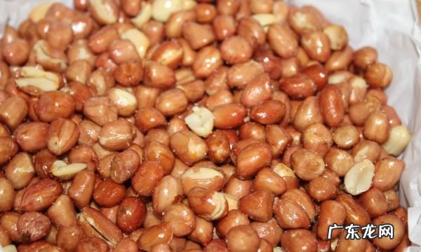花生米不用油的做法,无油干炒花生米的做法大全集
