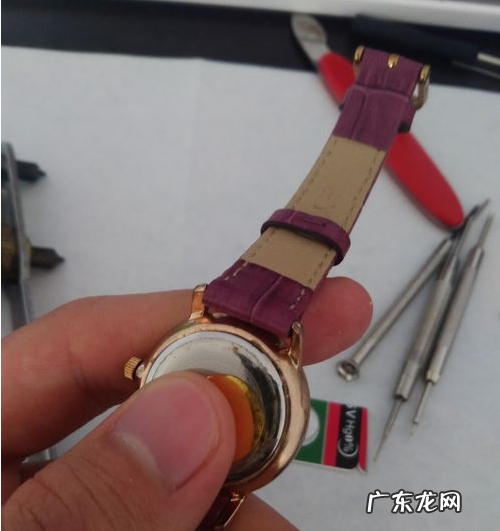 手表怎么换电池,手表怎么换电池怎么打开后盖