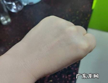 水彩笔画在皮肤上怎么洗,羽绒服水彩颜料怎么洗掉