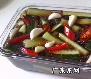 老黄瓜冻上冬天可以吃,老黄瓜可以冻着吃