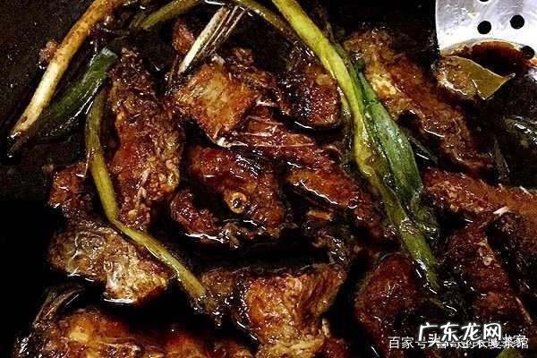 买的熏鱼怎么做,怎么做熏鱼好吃又简单