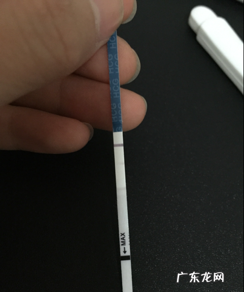 月经最后几天是黑色的怎么回事,姨妈前几天是红色的量多后来变成棕色的量少