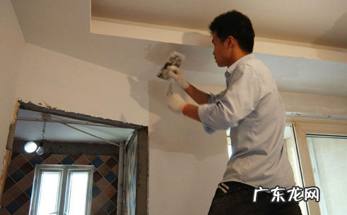 内墙腻子打磨后墙面怎么样清理,墙面打磨后如何清理粉尘