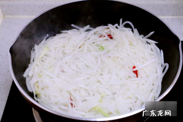 炒白萝卜怎么做好吃,白萝卜怎么炒才好吃
