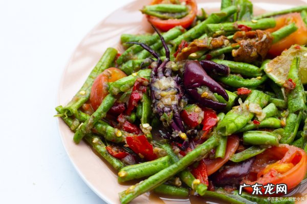 豆角和茄子怎么炒好吃,豆角炒茄子怎么炒好吃