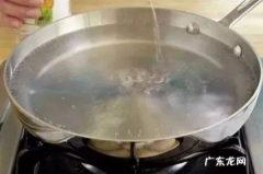 洗菜盆下水管堵塞怎么疏通,洗菜盆下水管道堵塞怎么疏通
