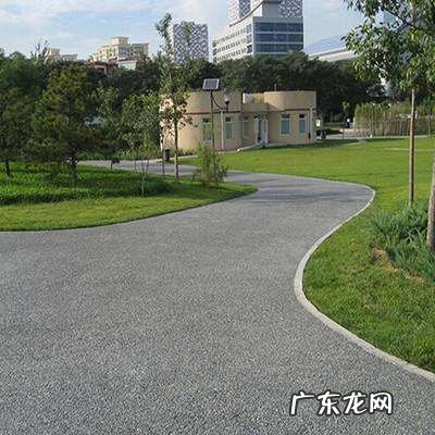 夏天混凝土35度多久浇水,夏天气温35度混凝土养护要