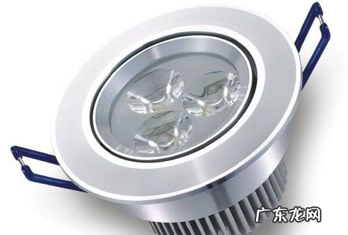 af照明器是什么,怎么取消照相时照相机上的红色闪灯功能