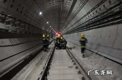 上海地铁站几点开门,上海地铁早上几点开始运行