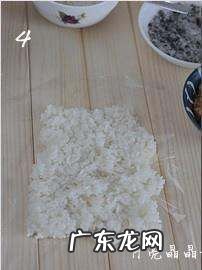 榨菜粢饭做法图解,东北饭包的好吃做法