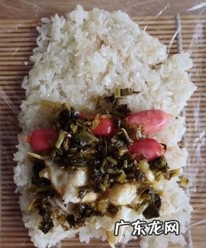 榨菜粢饭做法图解,东北饭包的好吃做法