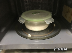 微波炉可以蒸米饭,微波炉煮米饭几分钟大概多少度