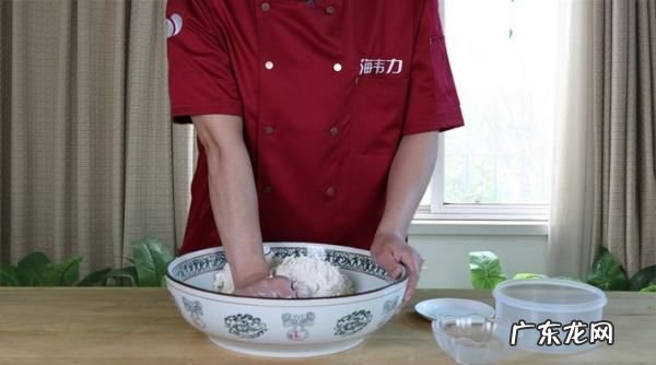 泡打粉直接可以做馒头,用泡打粉做馒头怎么使用