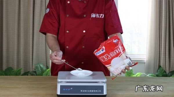 泡打粉直接可以做馒头,用泡打粉做馒头怎么使用