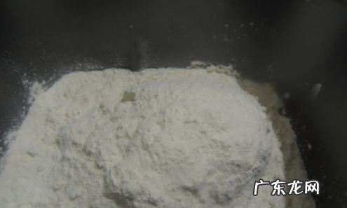 泡打粉直接可以做馒头,用泡打粉做馒头怎么使用