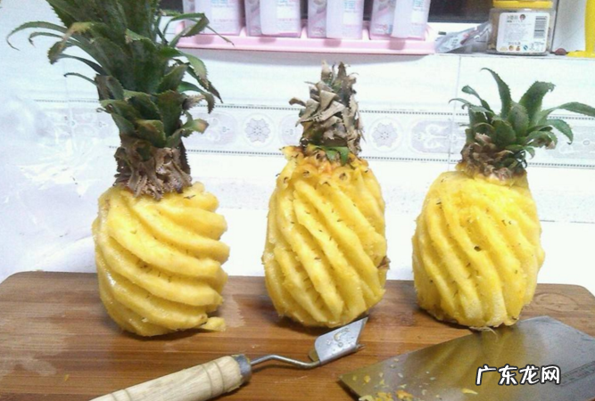 菠萝削皮了怎么保存,菠萝削了皮可以放一晚上没有冰箱