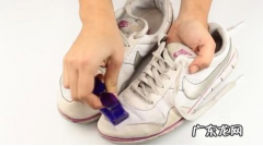白色皮鞋如何清洁,真皮磨砂皮鞋怎么清洗