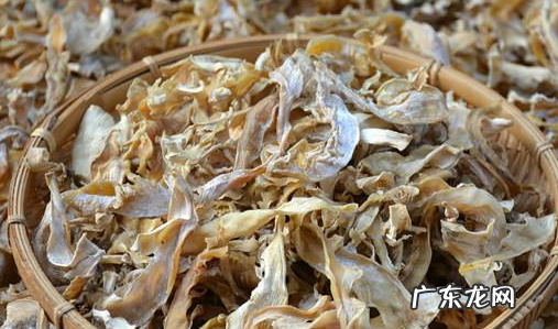 如何判断笋干发霉了,笋干上有一层白霜是霉变能吃