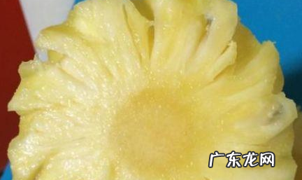 菠萝什么样子是坏了,怎么判断菠萝是熟透了还是坏了