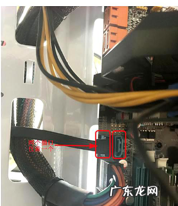 固态硬盘装在主板哪里,固态硬盘在主板哪个位置