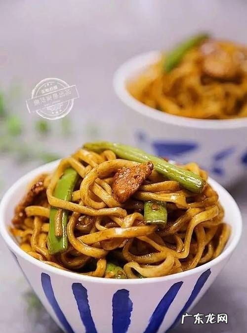 焖面条怎么才好吃,豆角焖面的家常做法