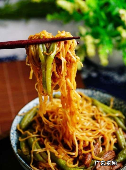 焖面条怎么才好吃,豆角焖面的家常做法