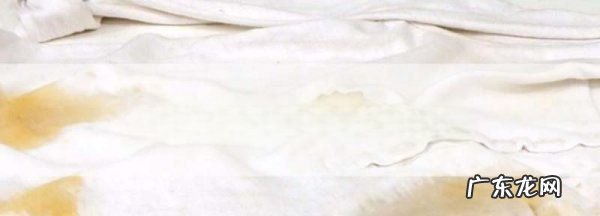 白裙子上面有调料怎么洗干净,白裙子有污渍洗不掉怎么办小妙招