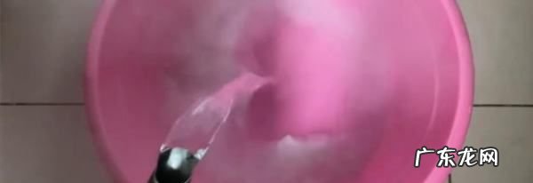 菜板上的黑色怎么去掉,怎么去除菜板上的霉点