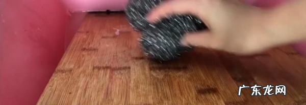 菜板上的黑色怎么去掉,怎么去除菜板上的霉点